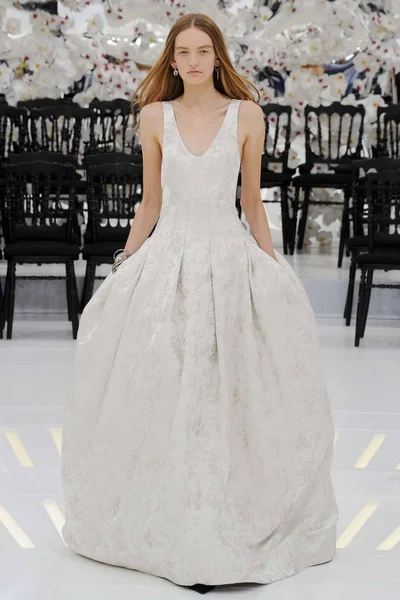 Look 1